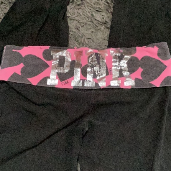 PINK Victoria's Secret Black Leggings Pink heart Trim metallic silver PINK logo - Picture 5 of 6